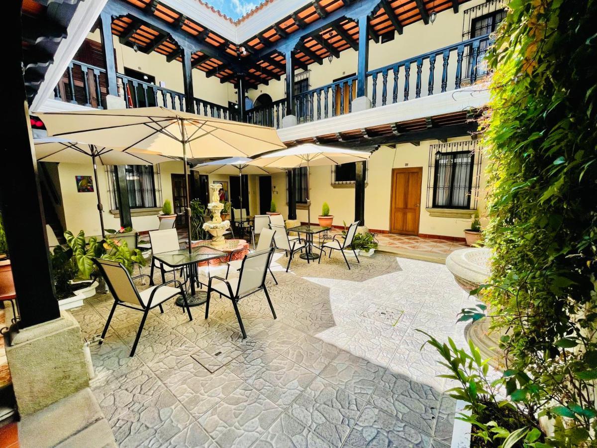 Real Marquez Hotel Antigua Exterior photo